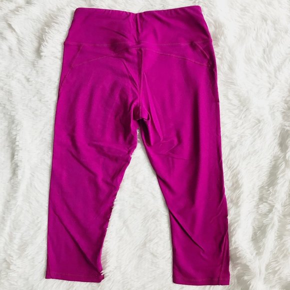 HYBA Cropped Magenta Purple Leggings Workout - Picture 2 of 7